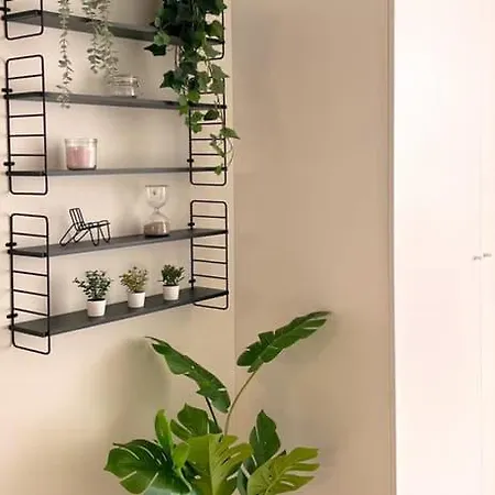 With Kitchen Cozy For Two *